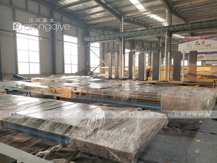 第二批內(nèi)蒙古智能公交候車亭發(fā)貨圖一