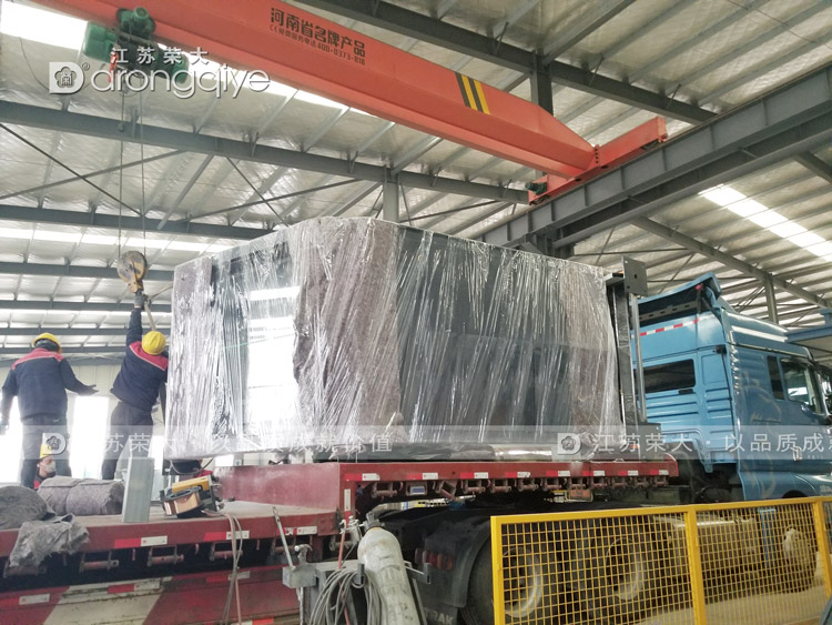 第四批廣東智能公交候車(chē)亭發(fā)貨圖一