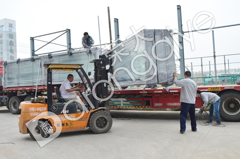 云南公共自行車棚發(fā)貨圖二