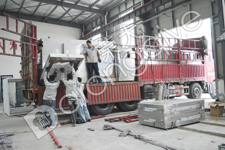 公交候車(chē)亭發(fā)貨圖三