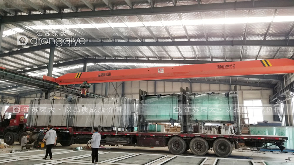 廣西不銹鋼公交候車(chē)亭發(fā)貨圖一