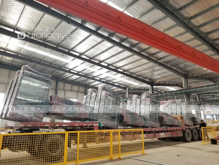 第二批供應(yīng)山東公交站牌發(fā)貨配圖一